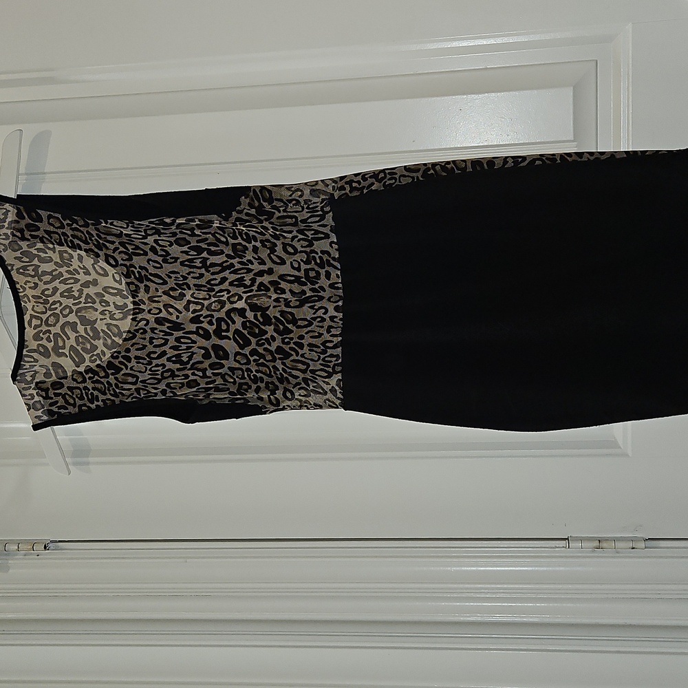 Dress - Picture 4 of 6